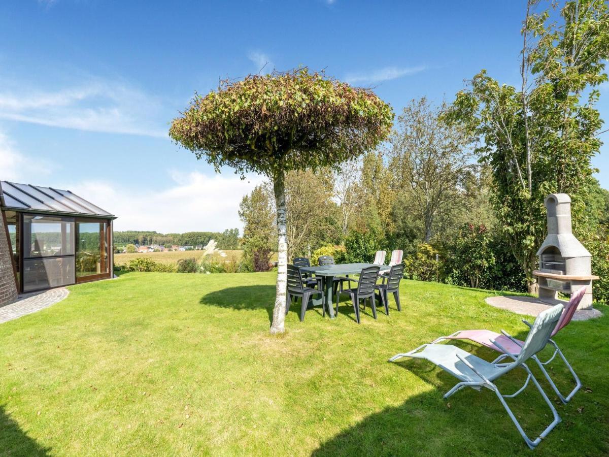 Stunning Holiday Home In Oombergen With Terrace And Garden Zottegem Extérieur photo