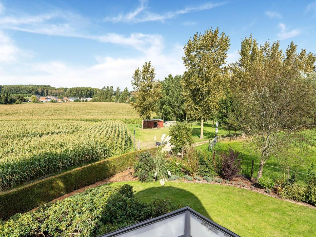 Stunning Holiday Home In Oombergen With Terrace And Garden Zottegem Extérieur photo